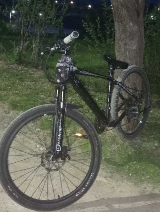[Vand/Schimb cu Kukirin G2] Bicicleta Carpat Hardtail Frane Hidraulice (NU TRIMIT PRIN CURIER)