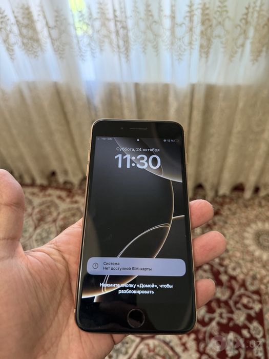 Nokia retro telefon va iphone