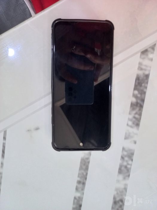 Xiomi note 11  sostayanisi zõr