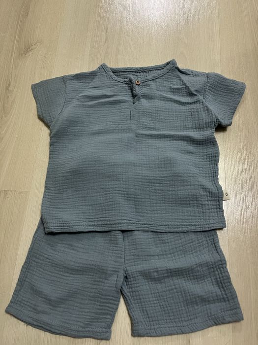 Продам детские вещи