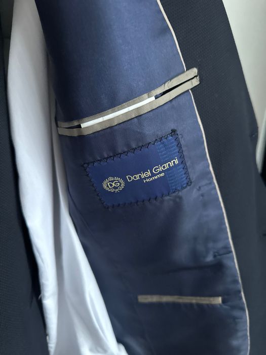 Мъжки официален костю на Daniel Gianni