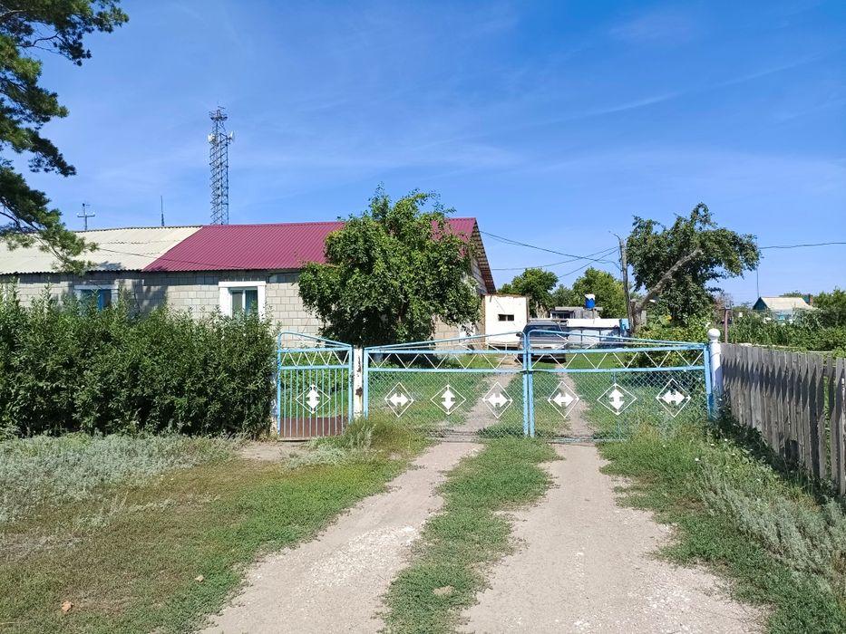 Продам дом  в селе Первомайка