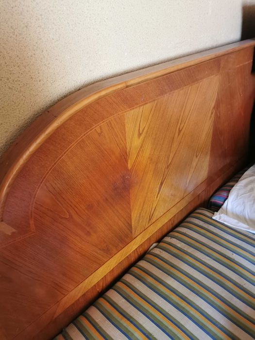 Vand mobila de sufragerie si dormitor stil Lengyel