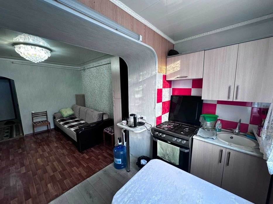Продам евро-2 квартиру