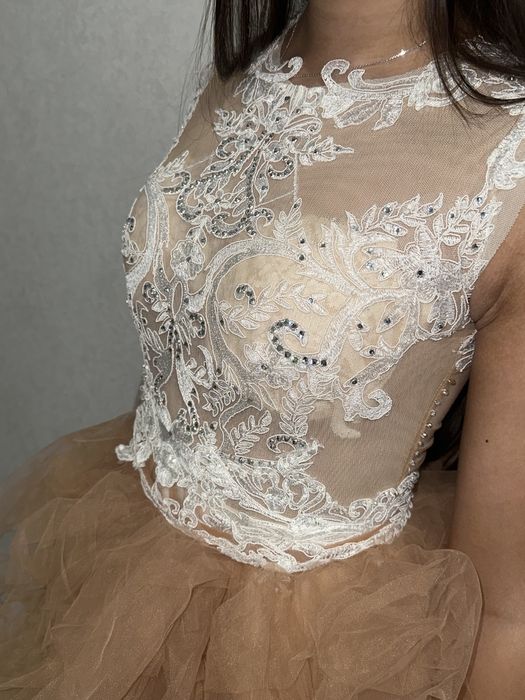 Вечернее платье