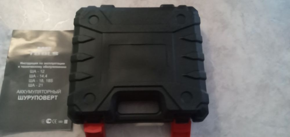Дрель Шуруповерт аккумуляторная