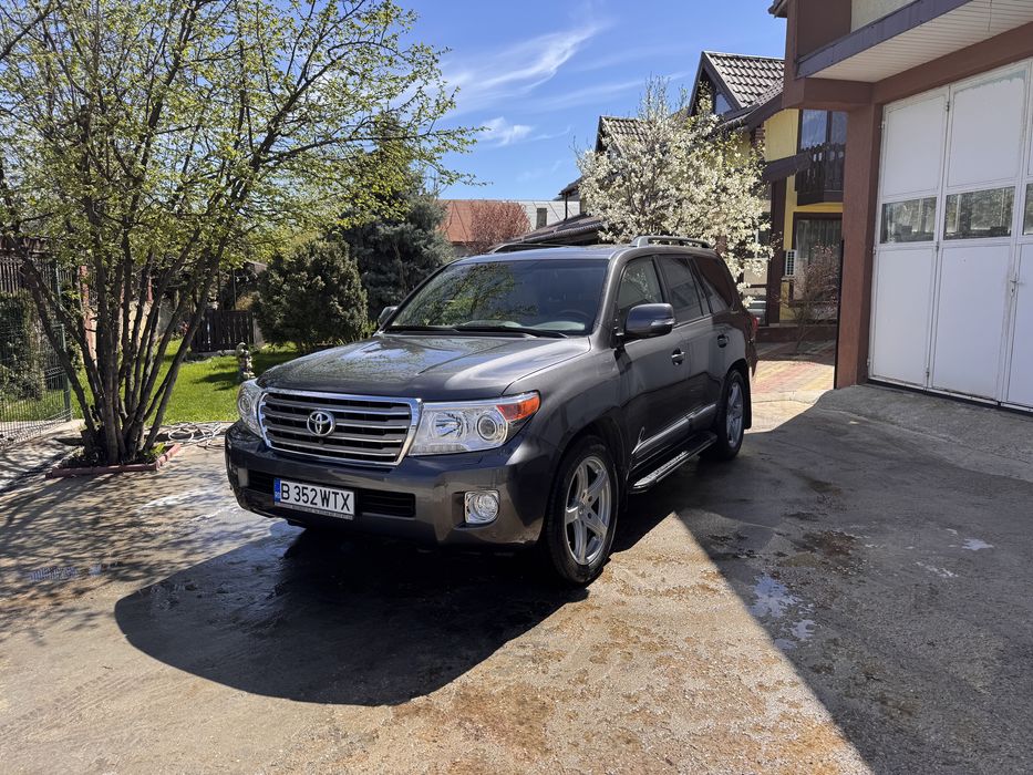 TOYOTA Land Cruiser 2013 — imagine 2