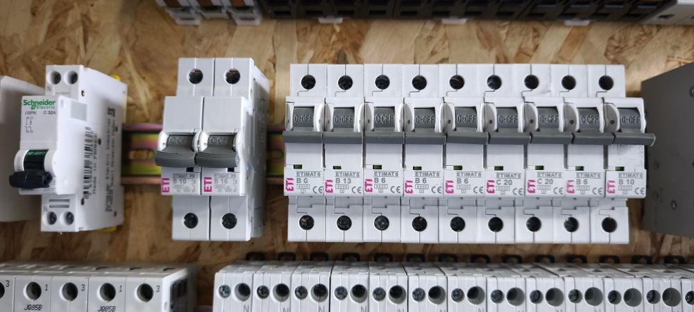 Siguranțe electrice