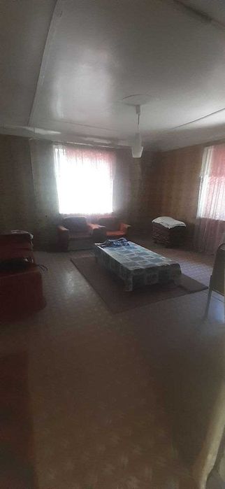 Дача 5 км от Янгибазара 6 соток дом 2 ком фасад 23 метра