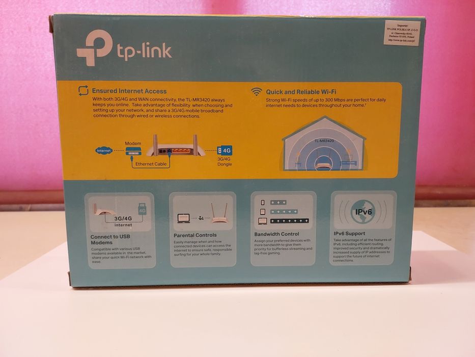 Router nou wireless Tp-Link 3G/4G. În cutie, adaptor, instrucțiuni.