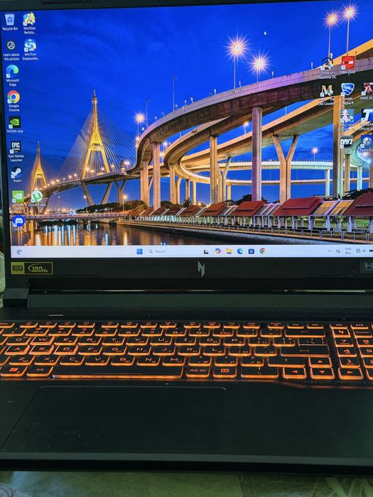 Геймърски лаптоп Acer