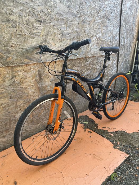 Bicicleta boss cu suspensii  frane pe disc roti 26”