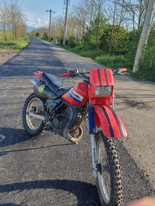 Vând Kawasaki KMX 125 2t