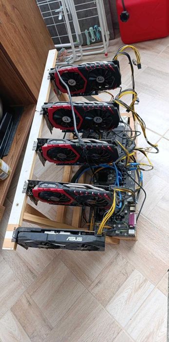 4 бр Mining Rig ( копачка ) с 4GB видео карти