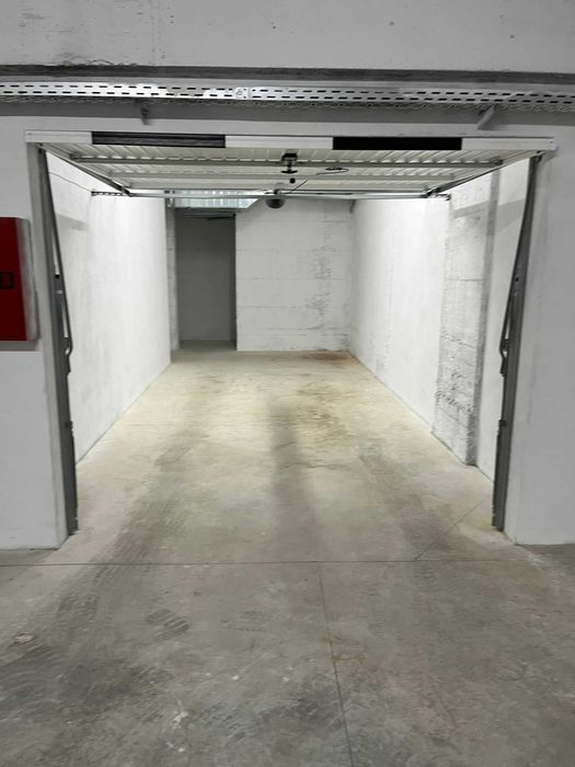 Дава се под наем Гараж / Паркомясто в Варна, Гранд Мол Варна - 31 кв.м за 153 € - Снимка #2