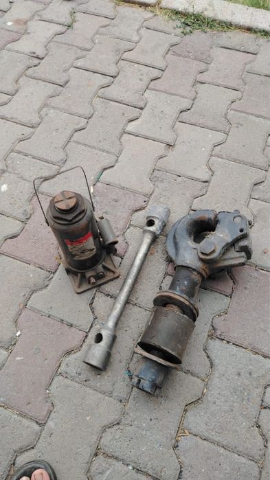 Продам домккрат, форкоп, балонный ключ