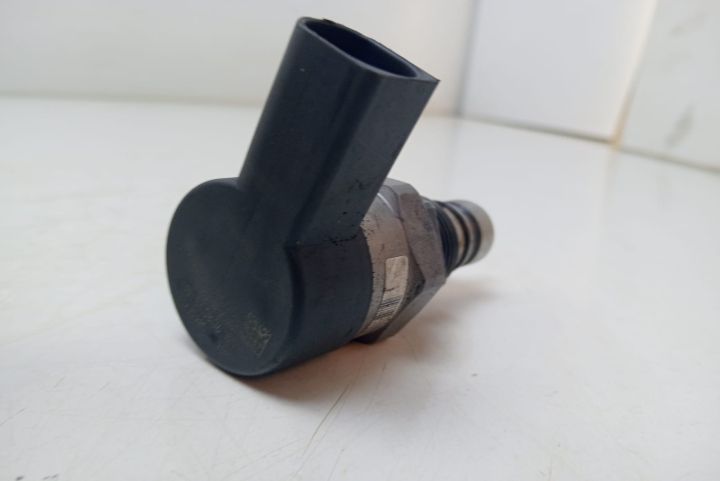 Regulator  senzor presiune rampa 2.0 D 0281002481 BMW Seria 5 E60/E61