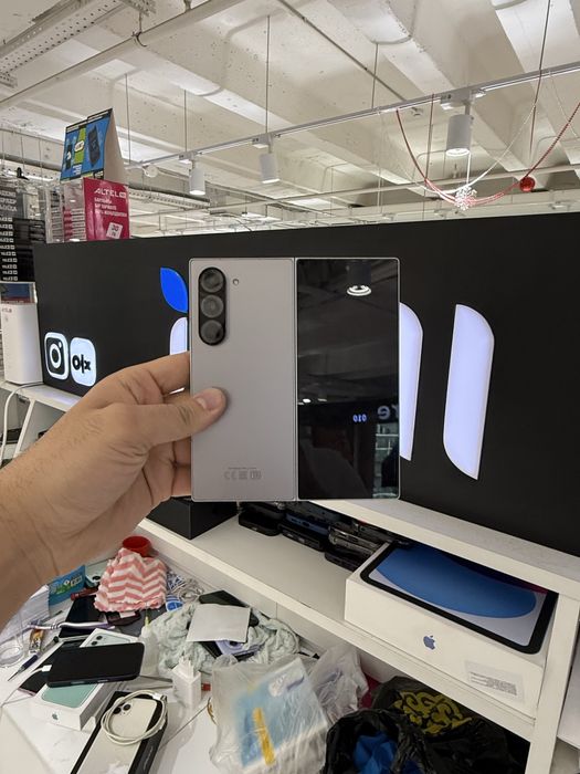 Samsung Z fold 6 256gb