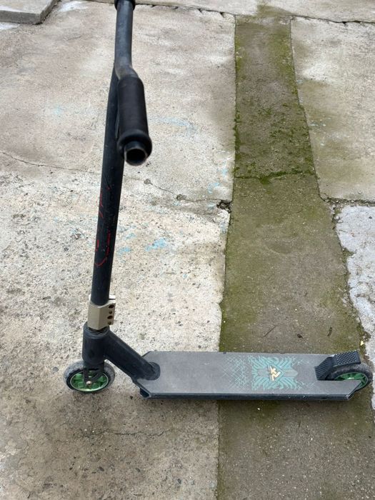 Самокат в отличном состоянии