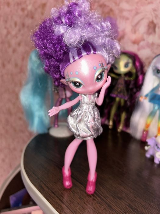 Кукла Novi Stars