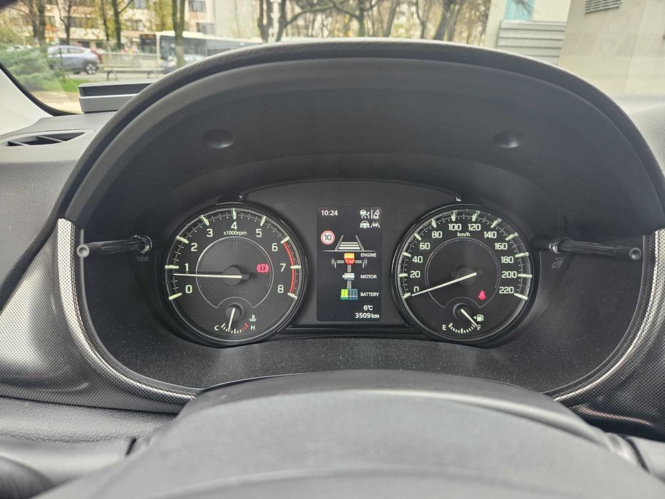 Suzuki vitara 2024 luxus 3600km 2wd