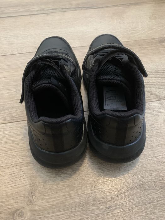 Adidasi negri Under Armour copii, marimea 30