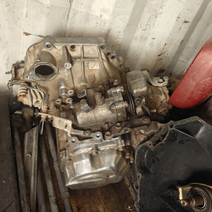 коробка Toyota corolla