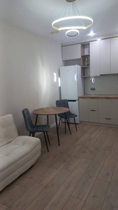 Караганда Политех сдам 2КОМН КВАРТИРУ