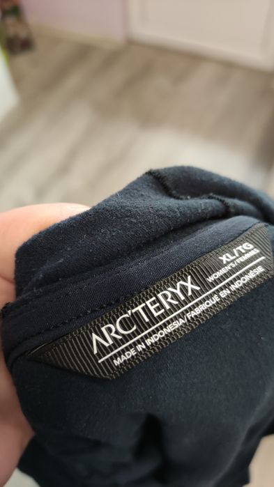 ДАМСКО горнище 
Arcteryx Kyanite LT Hoody 
size XL