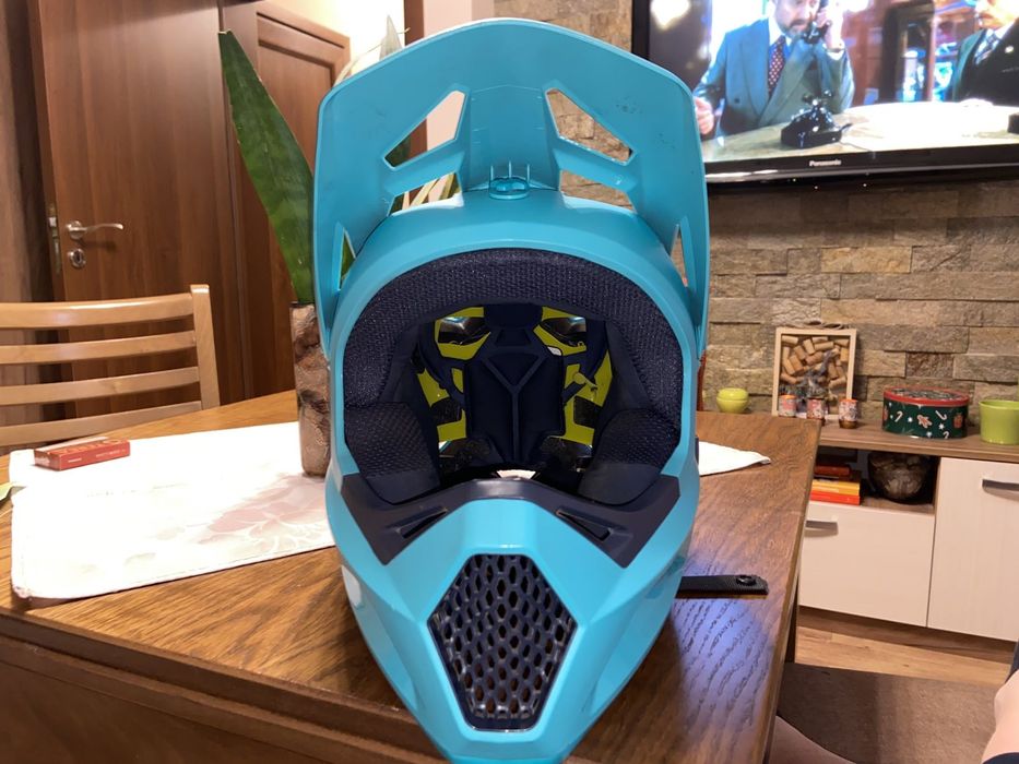 Детска вело каска FOX rampage + очила