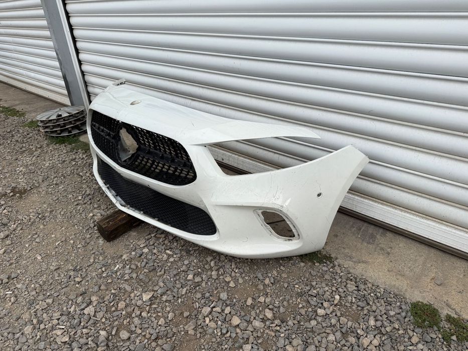 Предна броня за Mercedes A-class W177