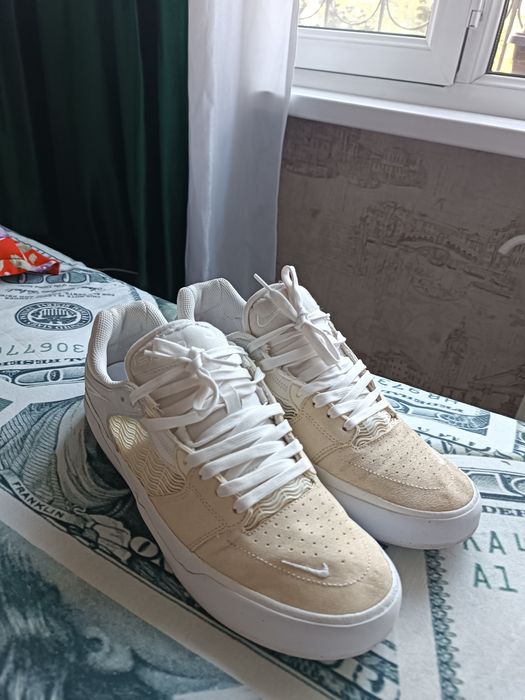 Оригинальные кроссовки Nike