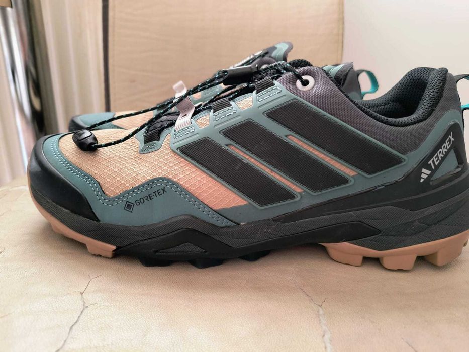 Adidas Terrex Skychaser Gore Tex, mărimea 40 2/3, cu cutie