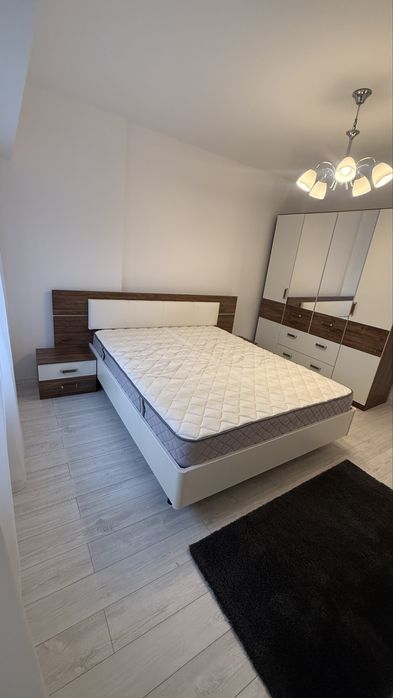 Bulevardul Unirii etaj 1 vedere catre bulevard totul nou