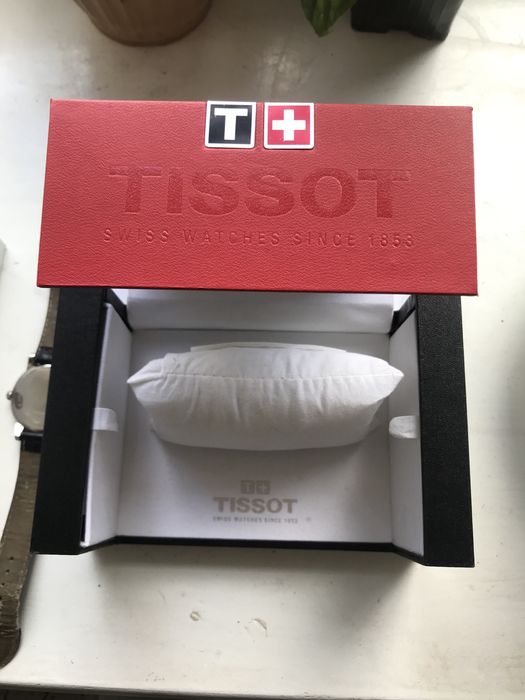 Часы тиссот не идут