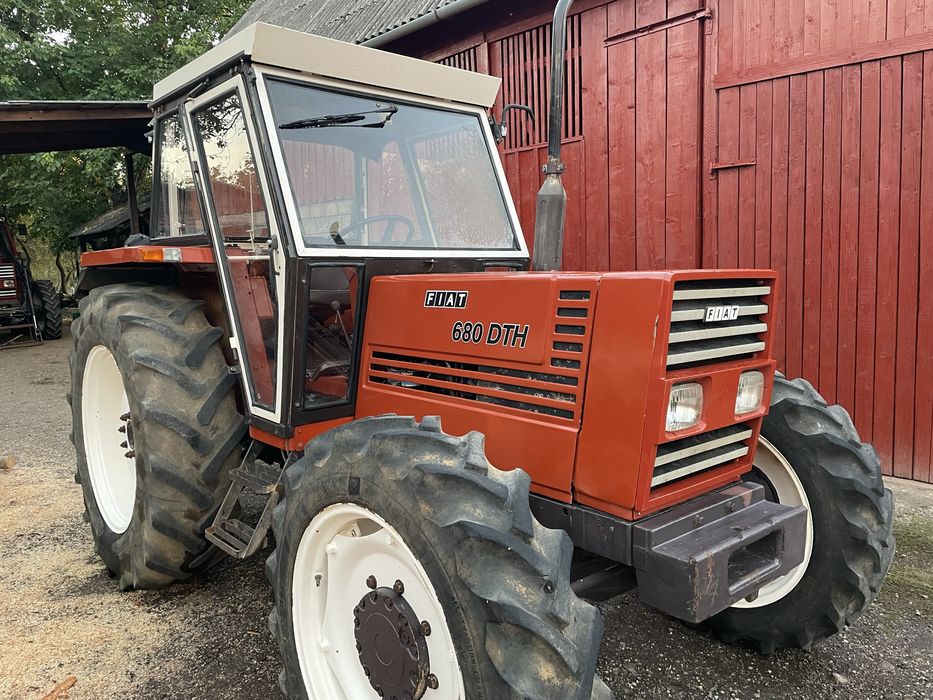 Tractor Fiat 680 DTH