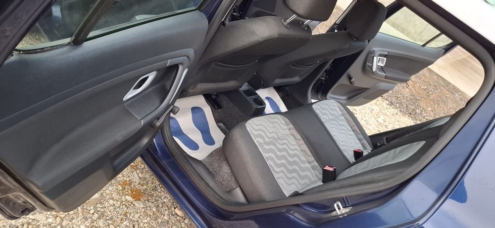 SKODA Fabia 2010 — imagine 4