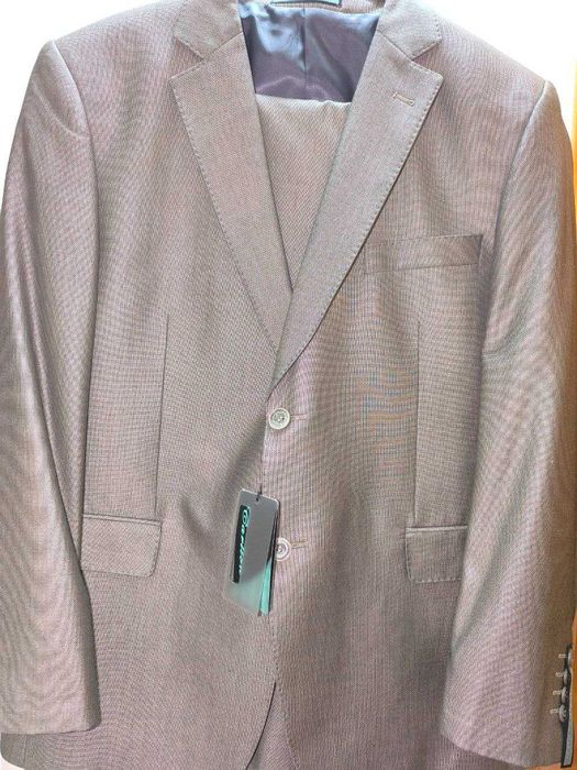 kostyum shim sotiladi