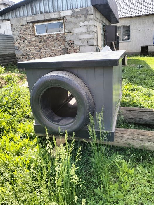 Продам собачие будки