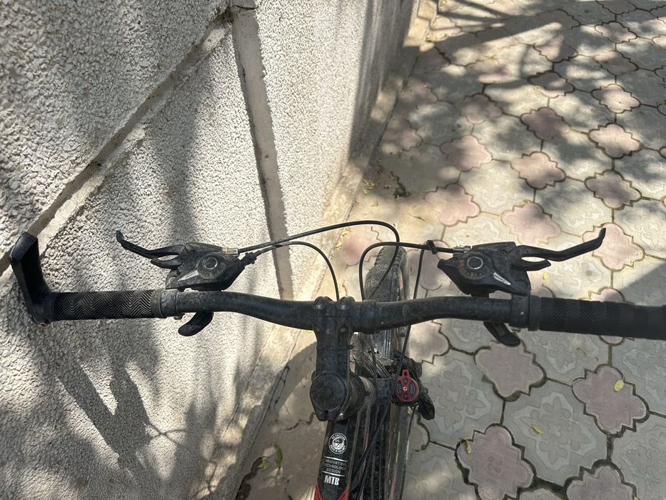 madeli Bonvi 1 yilam bolgani yoq juda kam haydalgan bolish narxi