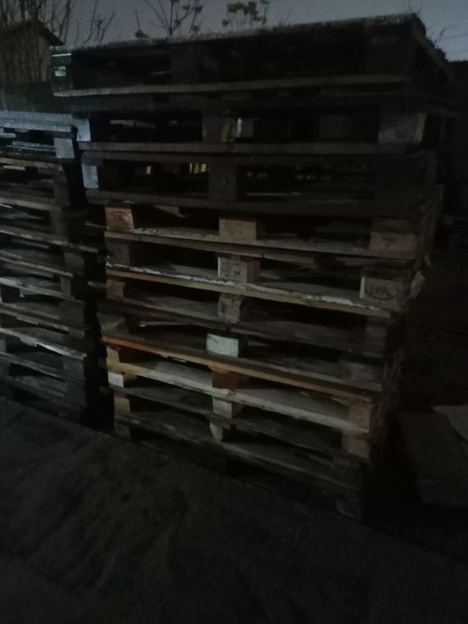 Поддон сотилади  мухтор ашрафий кучаси доставка йук