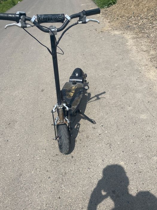 Vand trotinetă electrică 1600w motor 48v funcțională 500€