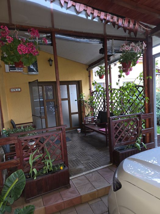 Casă de vănzare sau schinb cu apartament 2 camere