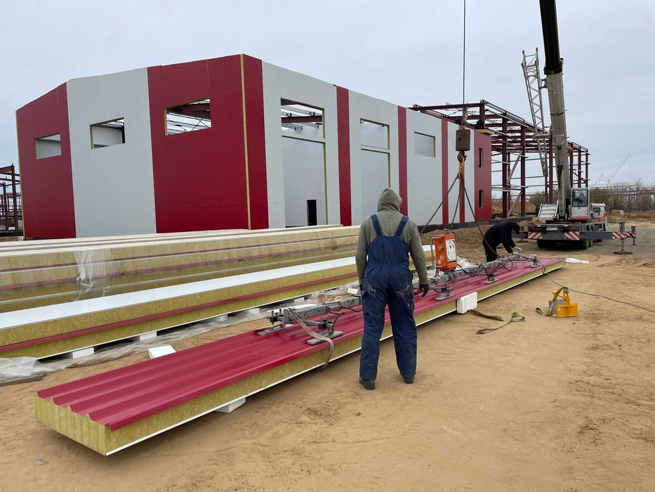 Продажа и монтаж сэндвич-панелей