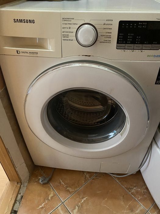 Продам стиральную машину