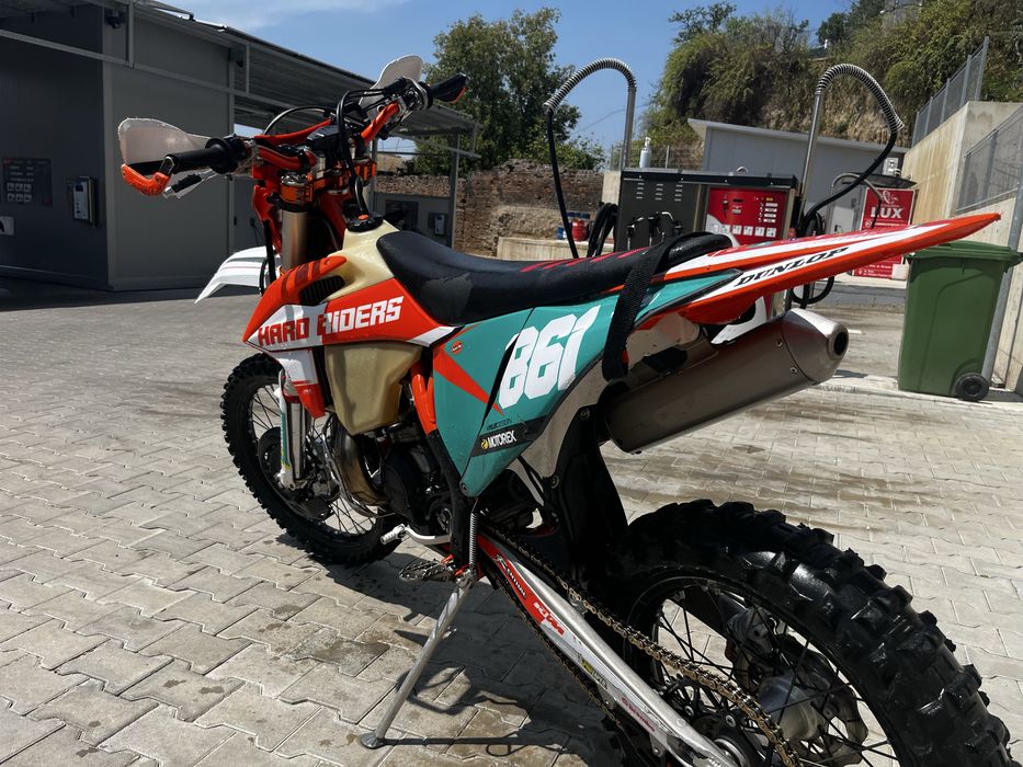 Ktm exc 300 six days 2021