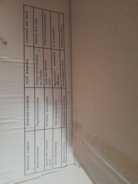 Cabina de dus cu hidromasaj