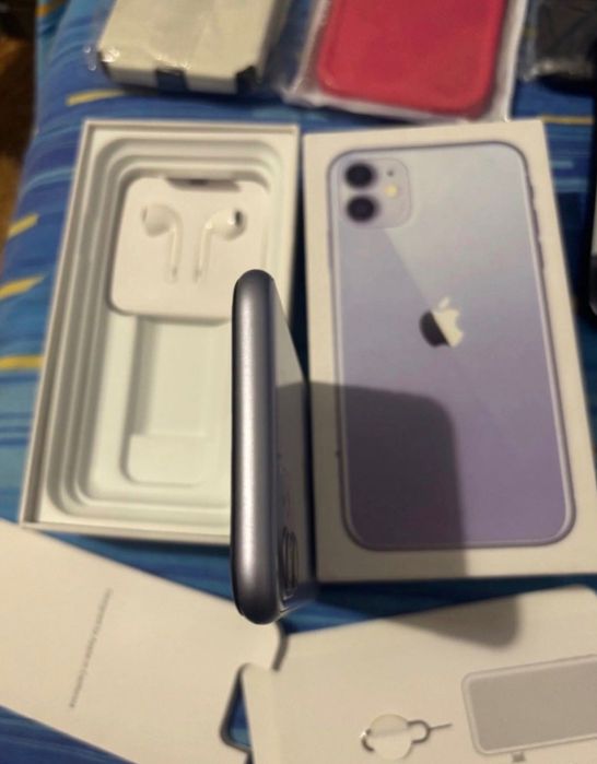 iPhone 11 - пълен комплект