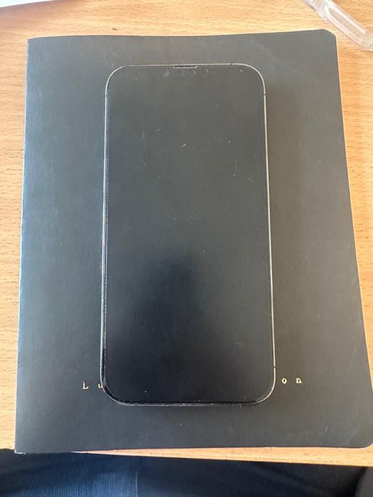 Продам айфон 13 про макс