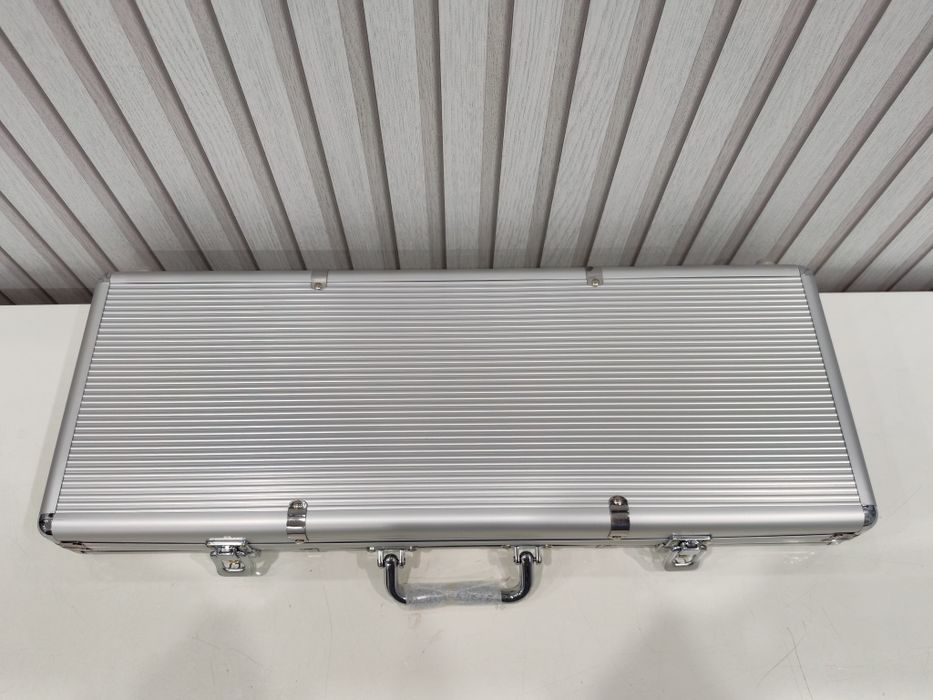 Фишки покерные в кейсе 500 шт с номиналом